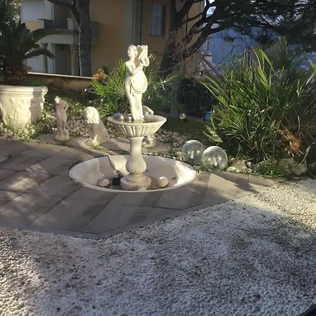 Wow Mega Jacuzzi Overlooking The Sea In The Center 公寓 斯培西亚