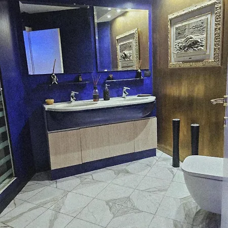 Wow Mega Jacuzzi Overlooking The Sea In The Center * 斯培西亚